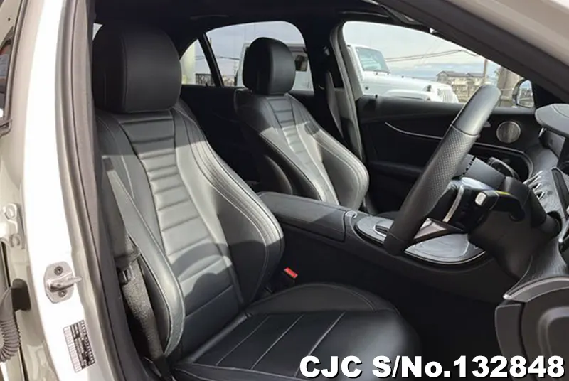 2022 Mercedes Benz / E Class Stock No. 132848