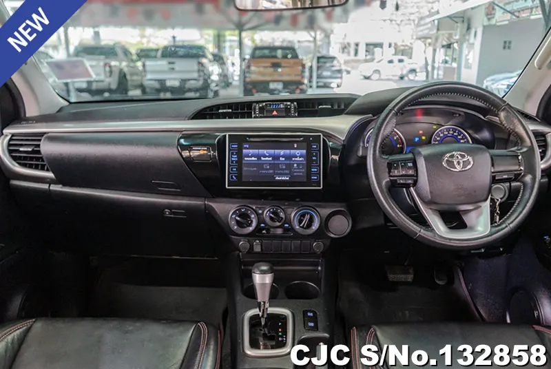 2019 Toyota / Hilux / Revo Stock No. 132858
