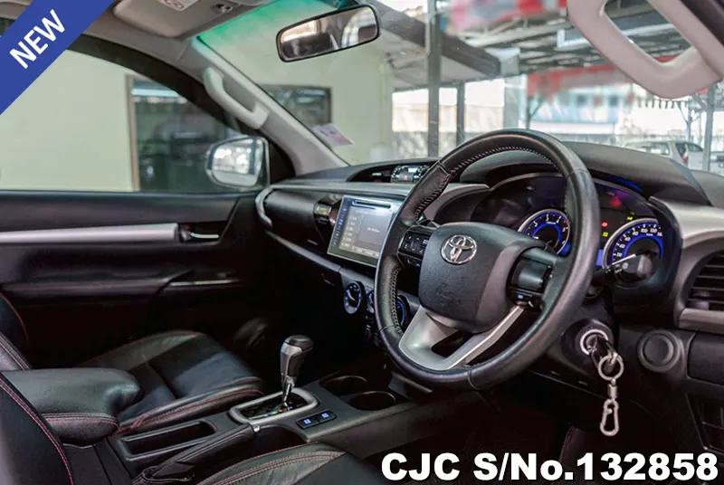 2019 Toyota / Hilux / Revo Stock No. 132858