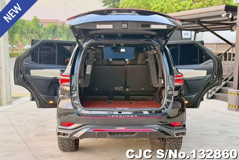 2022 Toyota / Fortuner Stock No. 132860