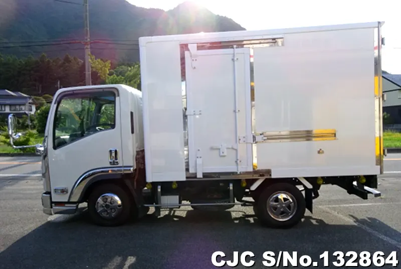 2019 Isuzu / Elf Stock No. 132864