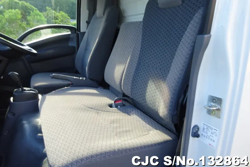 2019 Isuzu / Elf Stock No. 132864