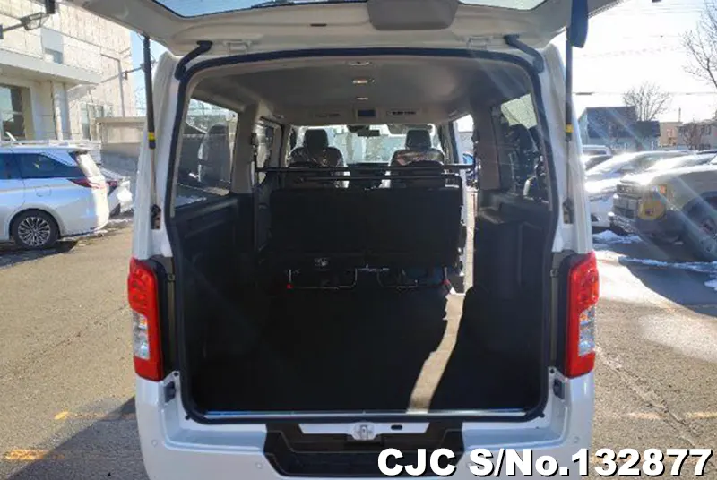 2025 Nissan / Caravan Stock No. 132877