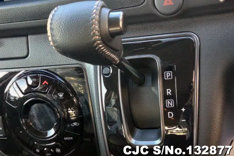 2025 Nissan / Caravan Stock No. 132877