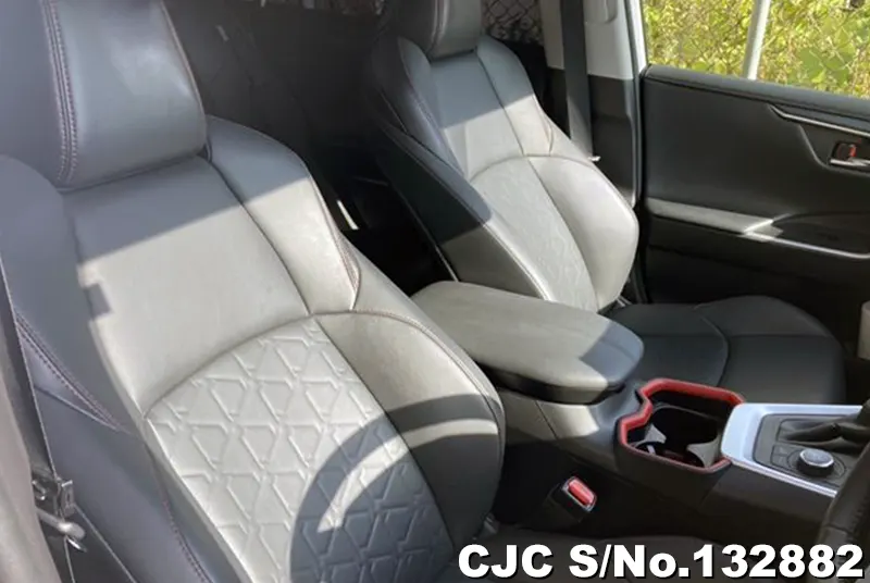 2021 Toyota / Rav4 Stock No. 132882