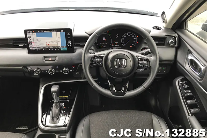 Honda Vezel in Gray for Sale Image 9