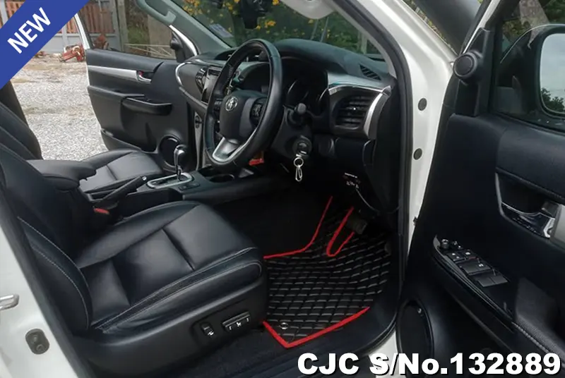 2018 Toyota / Hilux / Revo Stock No. 132889