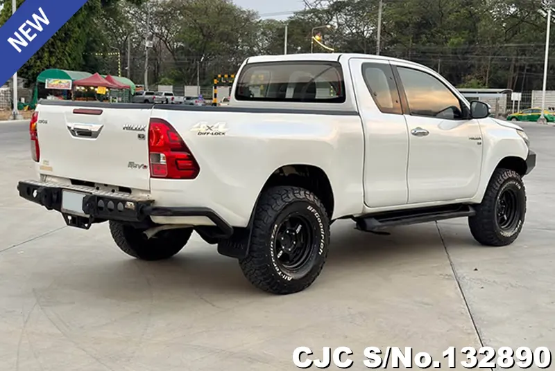 2016 Toyota / Hilux / Revo Stock No. 132890