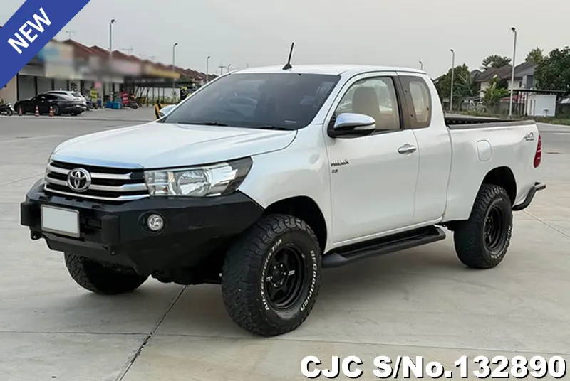 2016 Toyota / Hilux / Revo Stock No. 132890