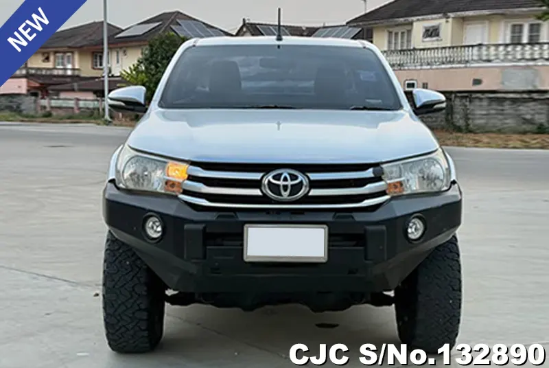 2016 Toyota / Hilux / Revo Stock No. 132890