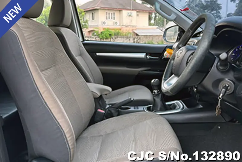 2016 Toyota / Hilux / Revo Stock No. 132890