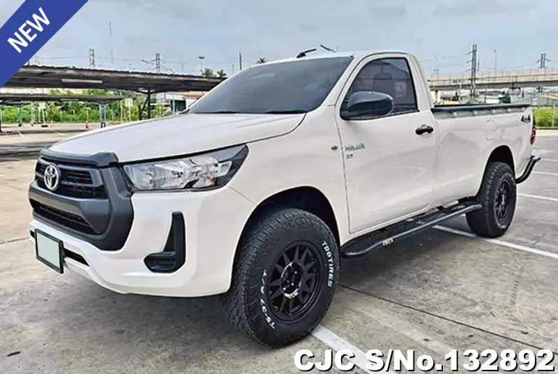 2023 Toyota / Hilux / Revo Stock No. 132892