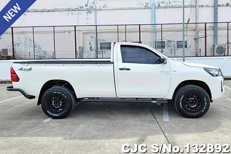 2023 Toyota / Hilux / Revo Stock No. 132892