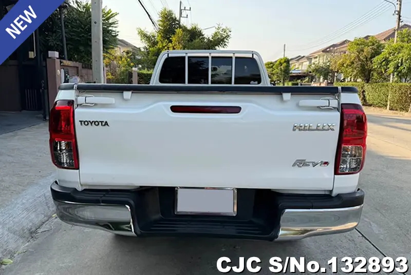 2023 Toyota / Hilux / Revo Stock No. 132893