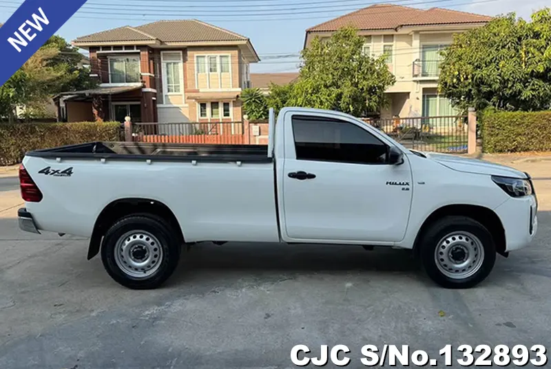 2023 Toyota / Hilux / Revo Stock No. 132893