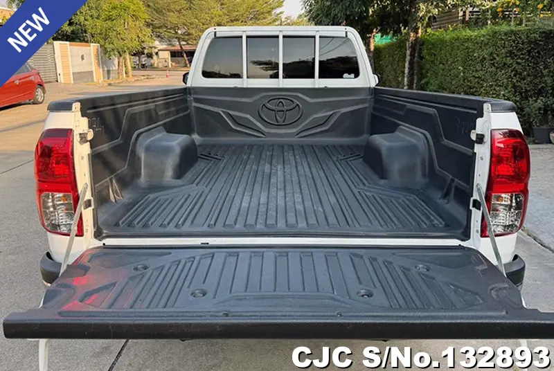2023 Toyota / Hilux / Revo Stock No. 132893
