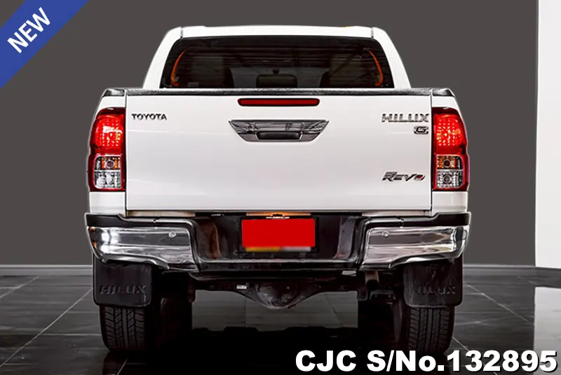 2018 Toyota / Hilux / Revo Stock No. 132895