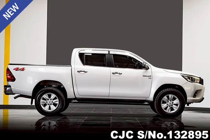 2018 Toyota / Hilux / Revo Stock No. 132895