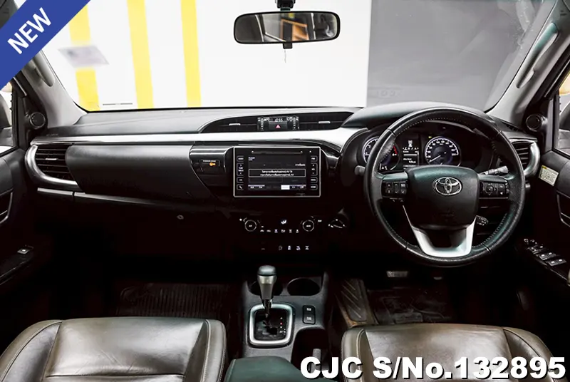 2018 Toyota / Hilux / Revo Stock No. 132895