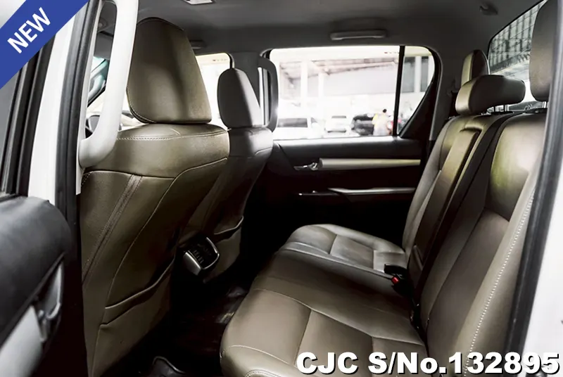 2018 Toyota / Hilux / Revo Stock No. 132895