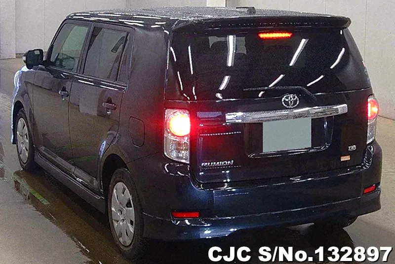 2015 Toyota / Corolla Rumion Stock No. 132897