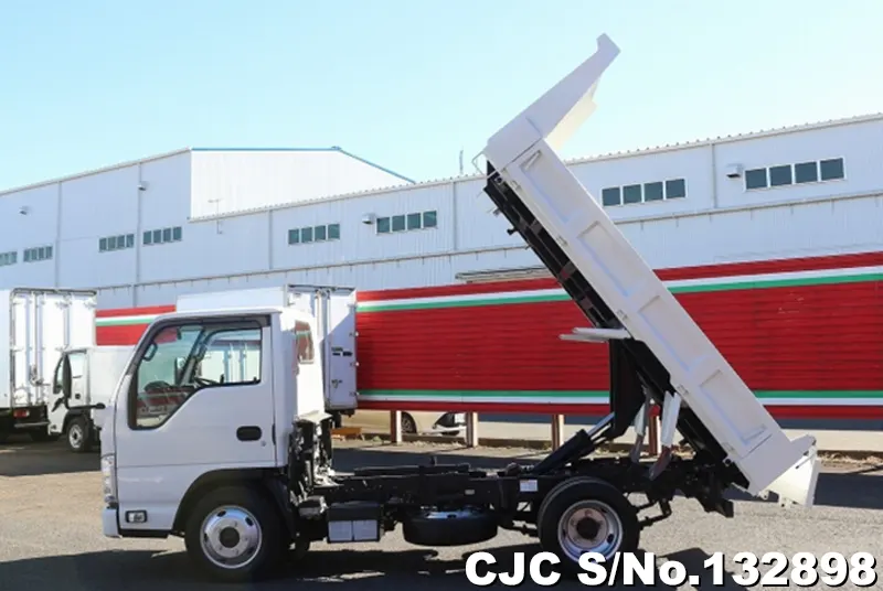 2020 Isuzu / Elf Stock No. 132898