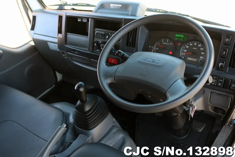 2020 Isuzu / Elf Stock No. 132898