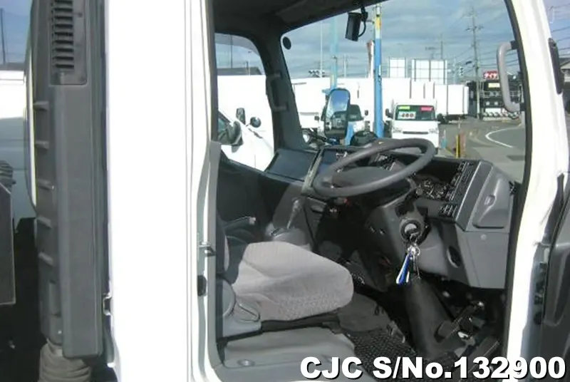 2020 Isuzu / Elf Stock No. 132900