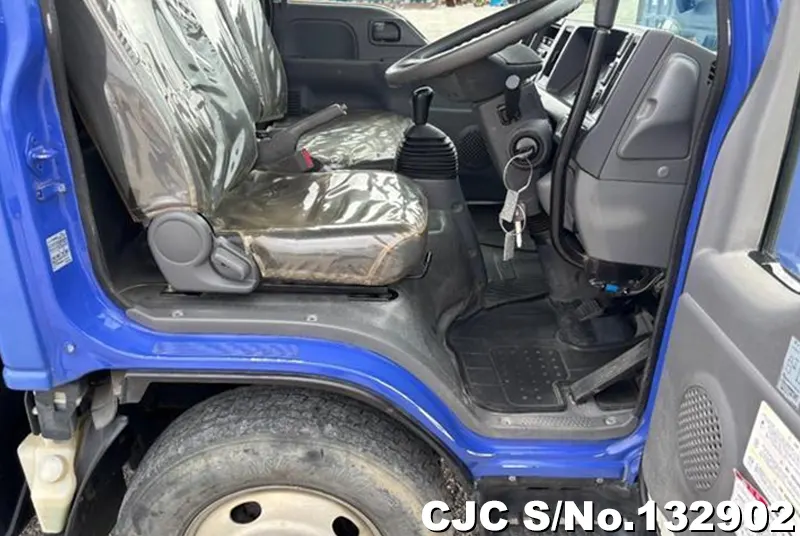 2020 Isuzu / Elf Stock No. 132902