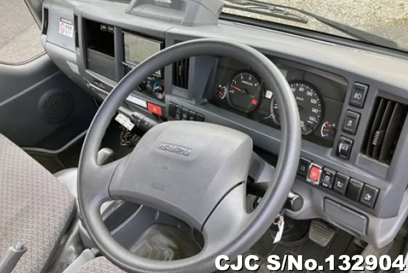 2020 Isuzu / Elf Stock No. 132904