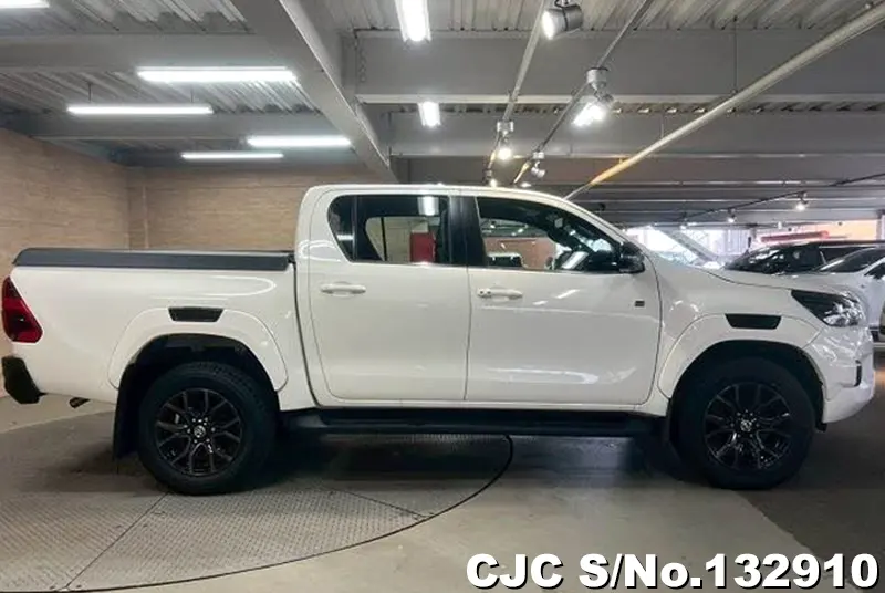 2023 Toyota / Hilux Stock No. 132910