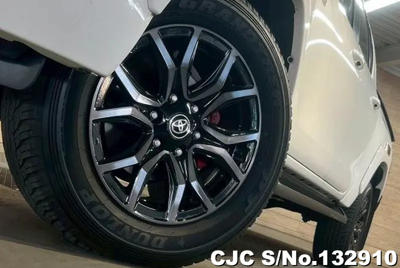 2023 Toyota / Hilux Stock No. 132910