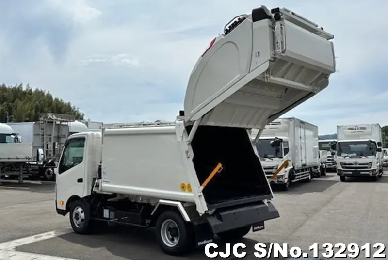 2024 Hino / Dutro Stock No. 132912