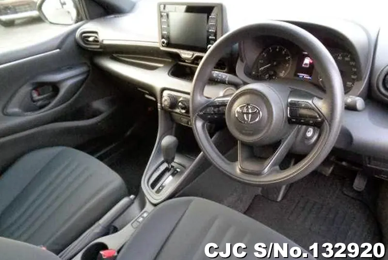 2022 Toyota / Yaris Stock No. 132920