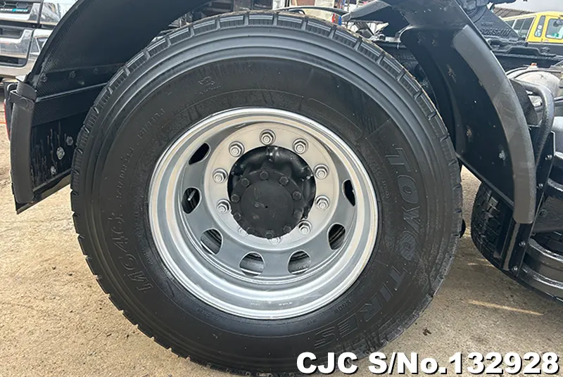 2015 Isuzu / Giga Stock No. 132928