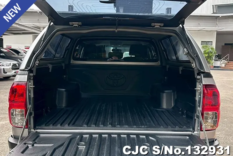 Toyota Hilux in Silver for Sale Image 7