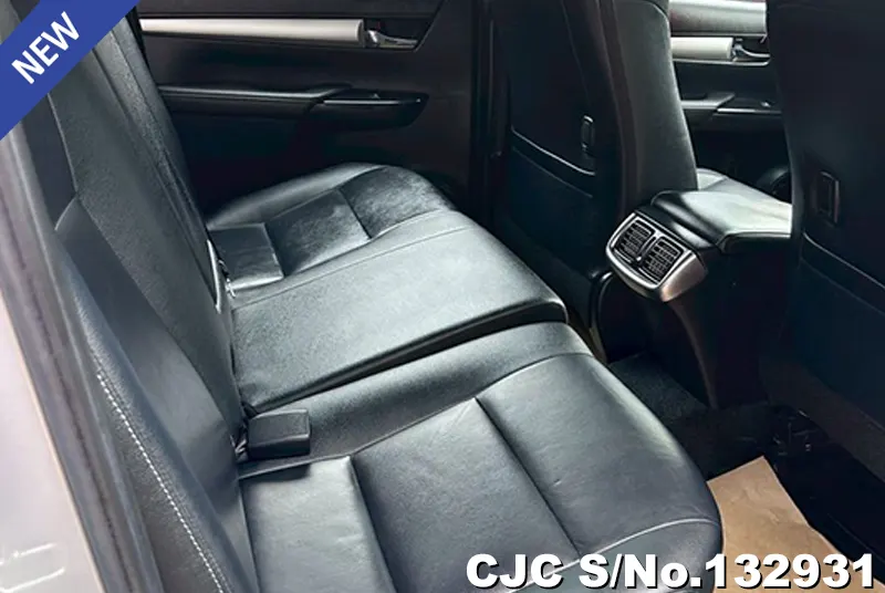 Toyota Hilux in Silver for Sale Image 9