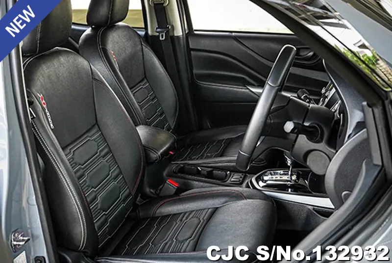 2023 Nissan / Navara Stock No. 132932