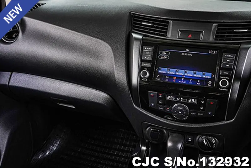 2023 Nissan / Navara Stock No. 132932