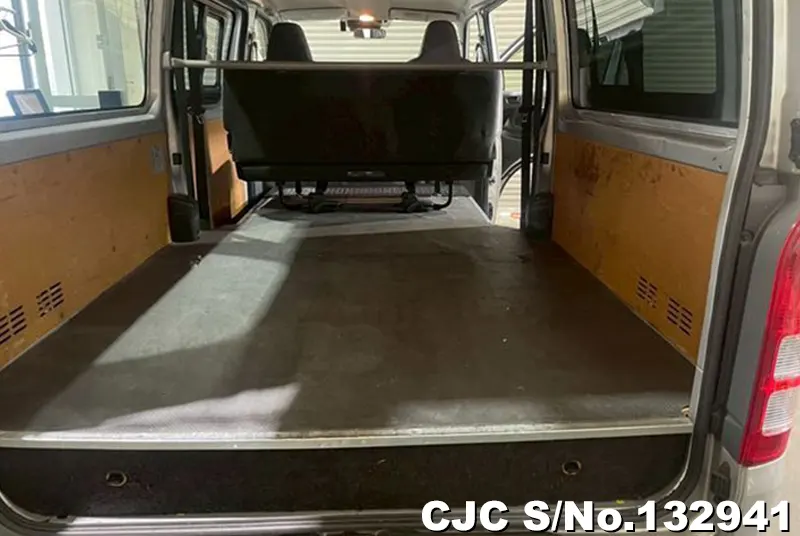 2018 Toyota / Hiace Stock No. 132941