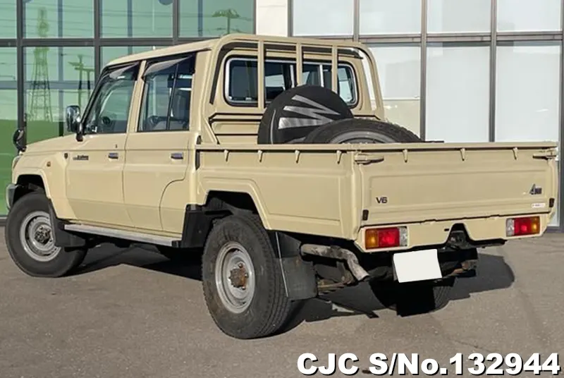 2015 Toyota / Land Cruiser Stock No. 132944