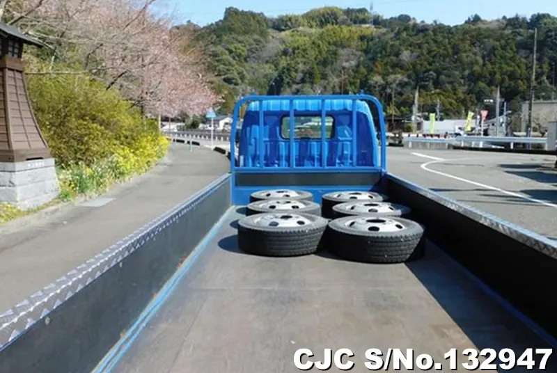 2012 Hino / Dutro Stock No. 132947