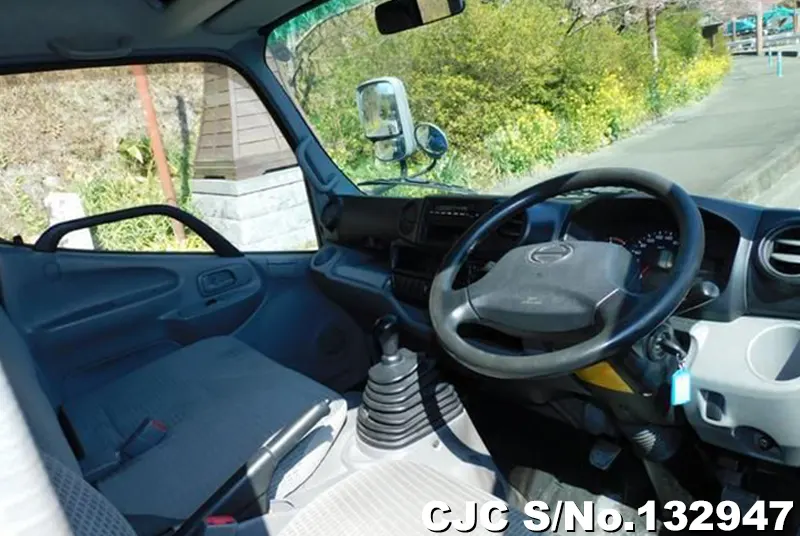 2012 Hino / Dutro Stock No. 132947