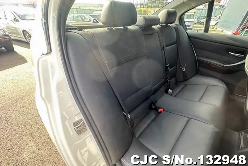 2011 BMW / 3 Series Stock No. 132948