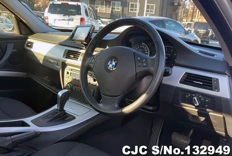 2010 BMW / 3 Series Stock No. 132949