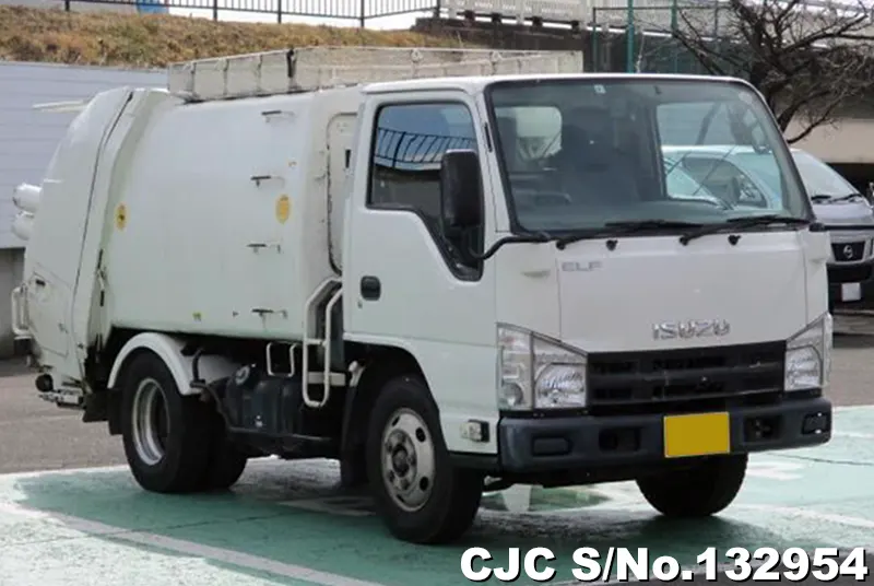 2010 Isuzu / Elf Stock No. 132954