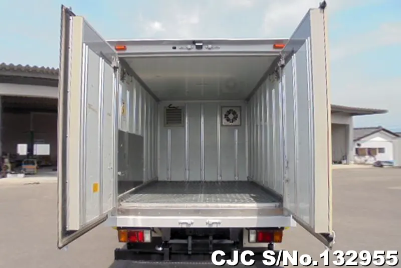 2009 Isuzu / Elf Stock No. 132955