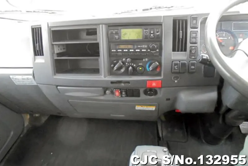 2009 Isuzu / Elf Stock No. 132955