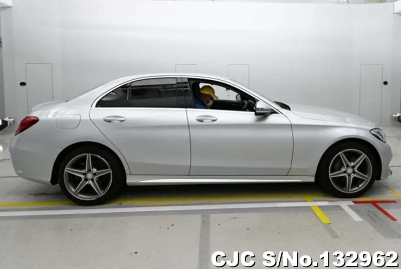 2017 Mercedes Benz / C Class Stock No. 132962