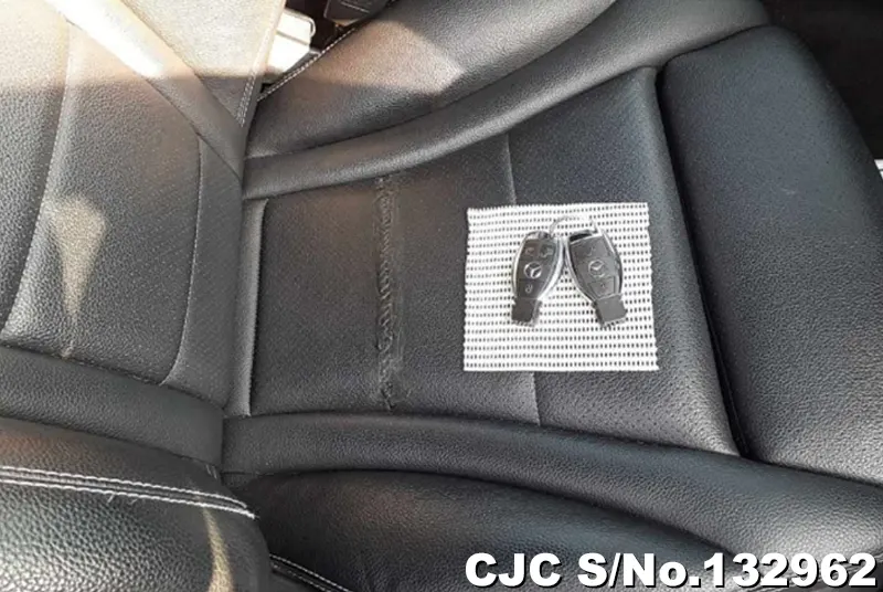 2017 Mercedes Benz / C Class Stock No. 132962